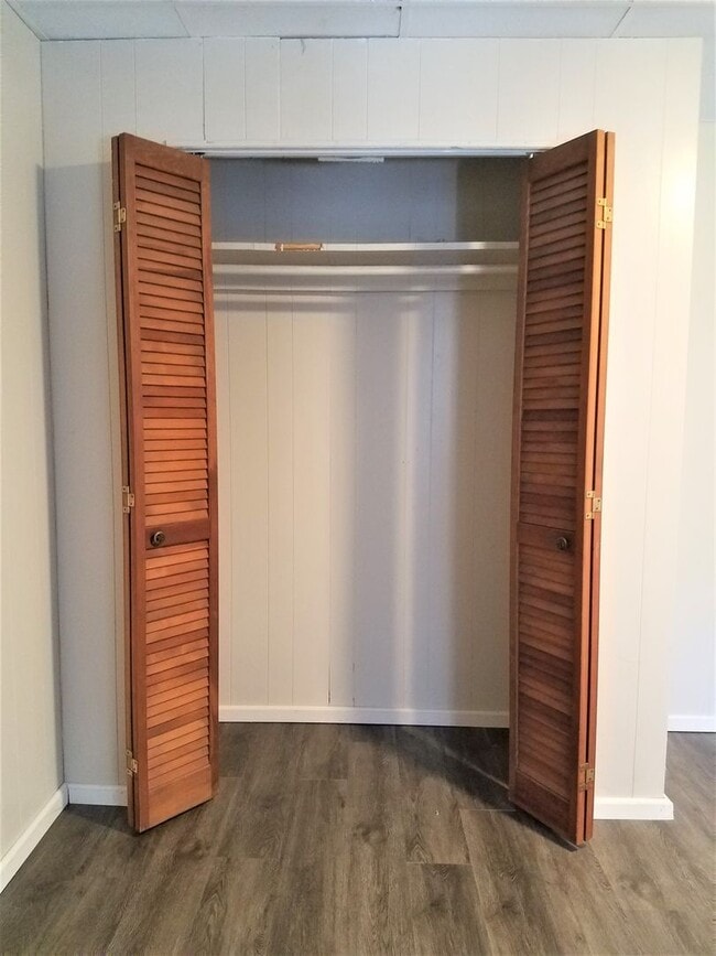 Building Photo - Beautiful 2 Bed Home in Fleetwood!