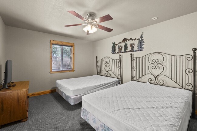 Building Photo - 307 Heath Dr
