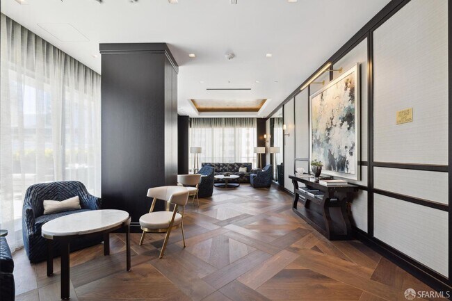 Building Photo - 706 Mission St