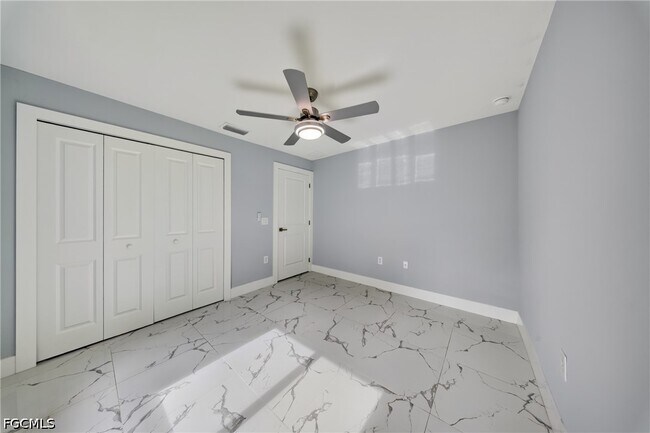 Building Photo - 738 Sunrise Blvd