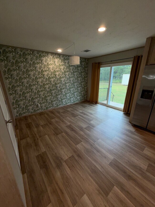 Building Photo - 1101 Old Dixie Hwy N