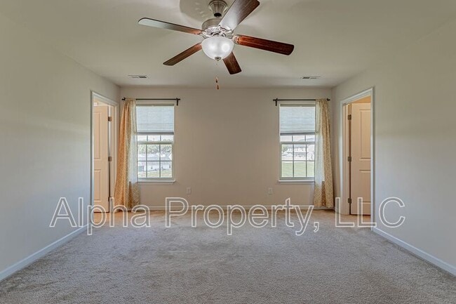 Building Photo - 308 Corday Ln