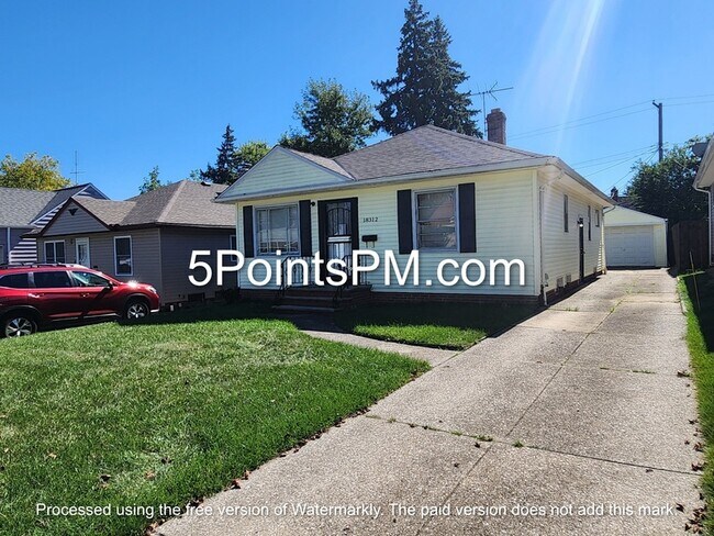 Primary Photo - 18312 Hazelwood Ave