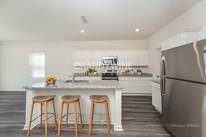 Building Photo - 56 Otway Lp