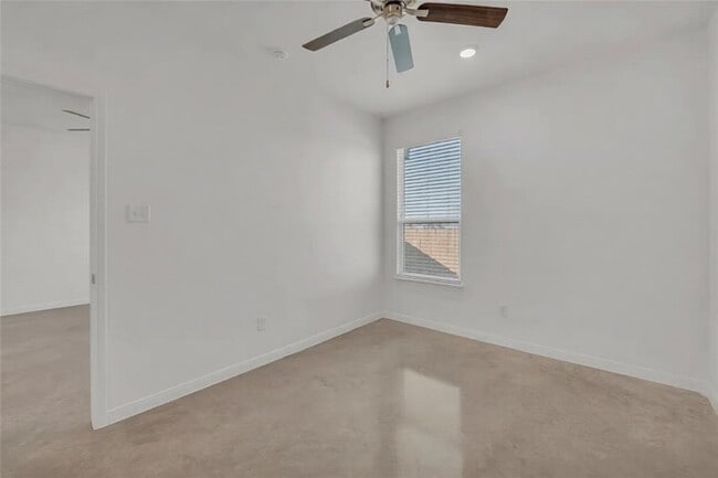 Building Photo - 2928 Wildcat Dr