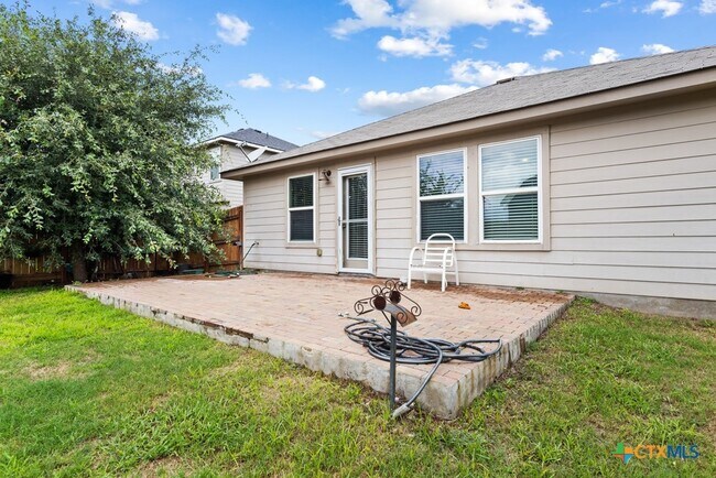 Building Photo - 1533 Redbridge Dr