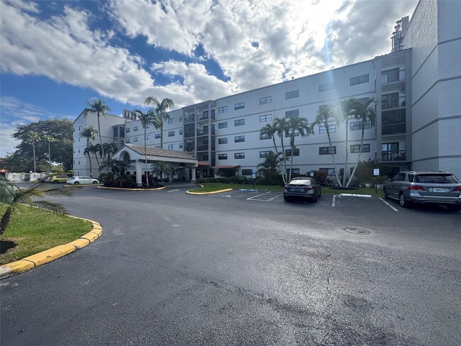 Building Photo - 701 NW 19th St