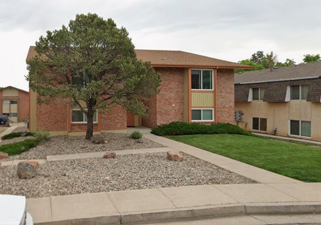 Building Photo - 4015 Stonedike Dr