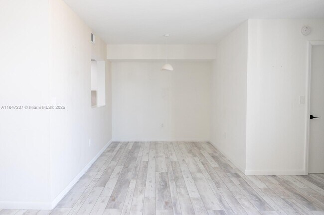 Building Photo - 2055 SW 122nd Ave