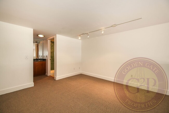 Building Photo - South Beach - 1 BR, 2 BA Loft 873 Sq. Ft. - 3D Virtual Tour, Parking, Block from Giants Stadium