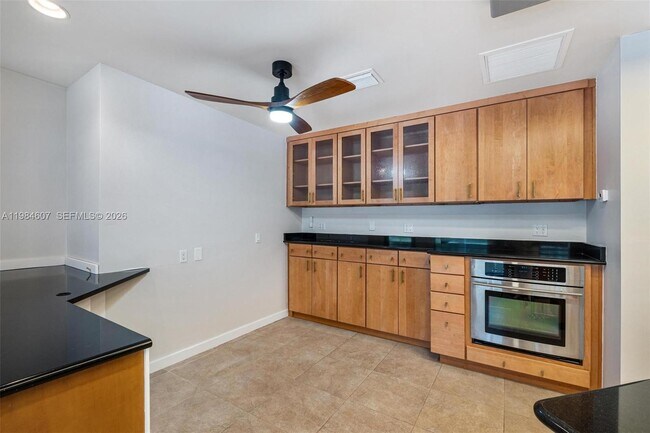 Building Photo - 6220 SW 123rd Terrace