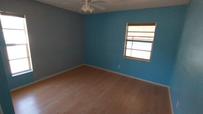 Bedroom 3 - 505 Devonshire St