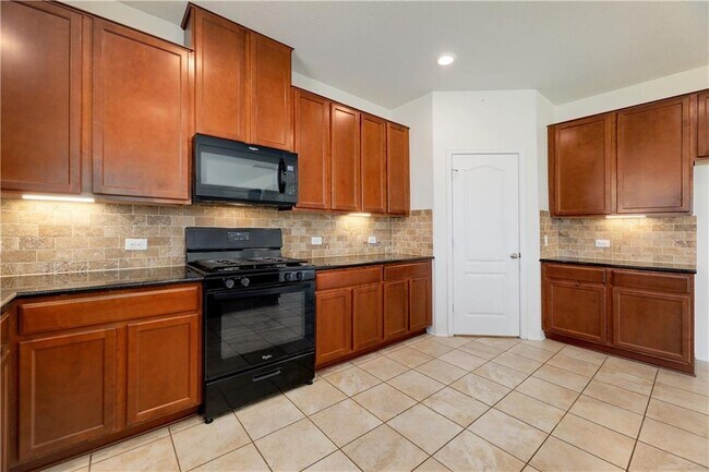 Building Photo - 7929 Arezzo Dr