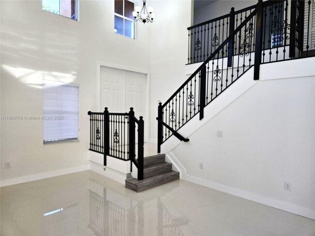Building Photo - 3124 SW 154th Pl