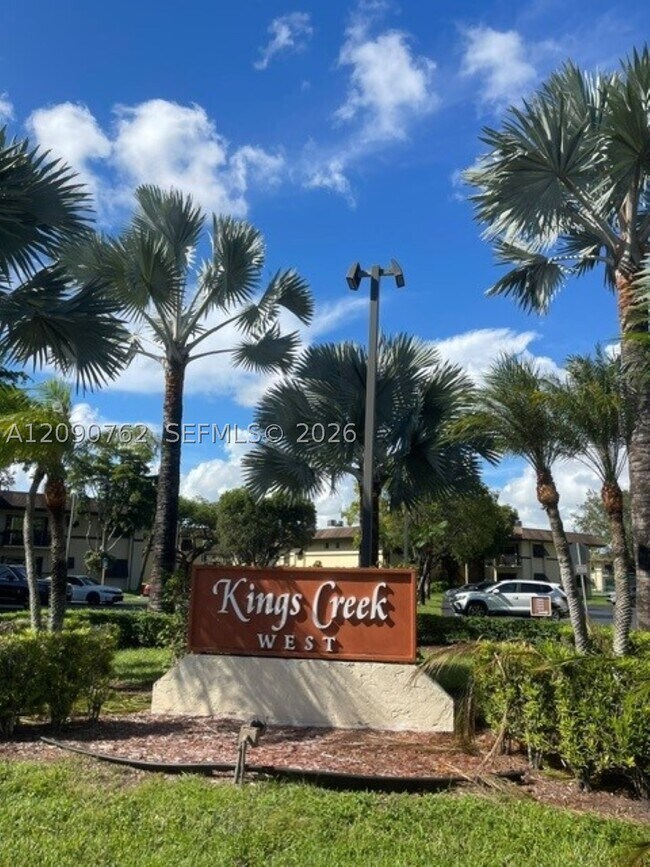 Building Photo - 7915 SW 86th St