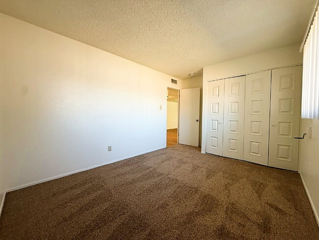 Building Photo - Fully Remodeled Home in Prime Location – Move-In Ready!