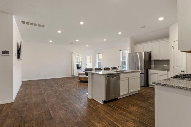 Building Photo - 19601 Abigail Fillmore Rd