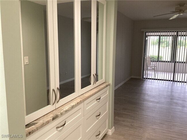 Building Photo - 5565 Trailwinds Dr