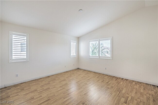 Building Photo - 6206 Clapton Way
