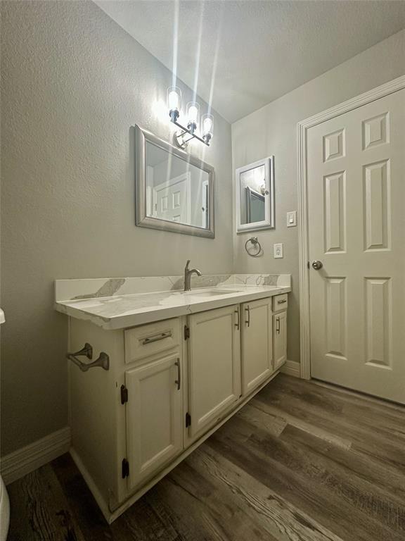 Building Photo - 418 Garland Dr