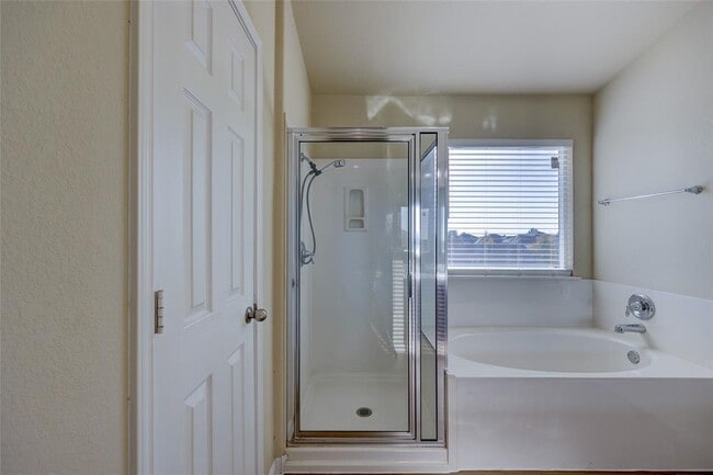 Building Photo - 267 Voyager Cove