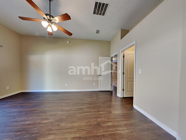 Building Photo - 2878 Spoonbill Trl