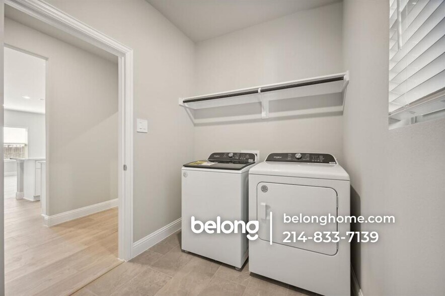 Building Photo - 611 Marigold Hl Wy