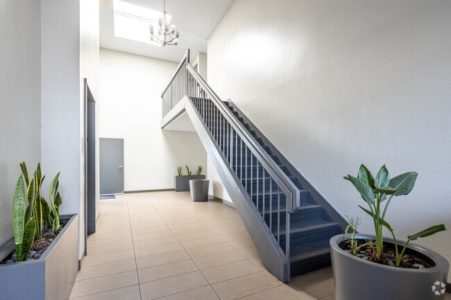 Lobby Photo - Park Downtown Apartments