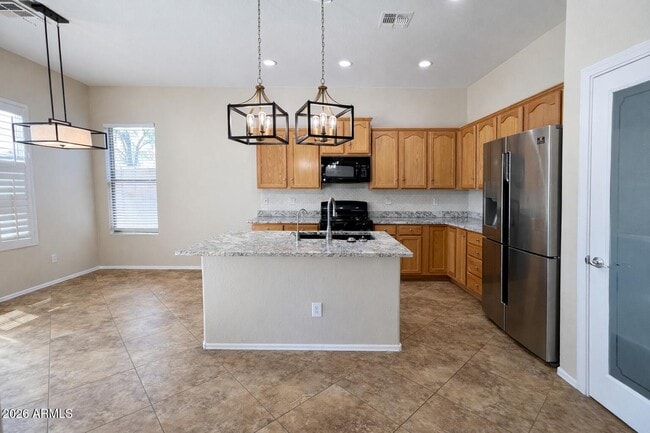 Building Photo - 17597 W Aster Dr