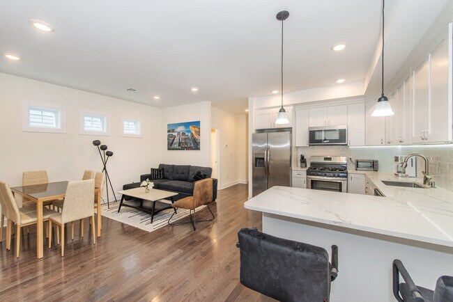 Building Photo - 1608 52nd St