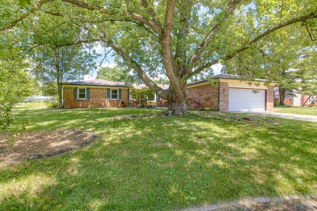 Primary Photo - 3217 Dogwood Ln