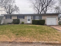 Building Photo - 770 Redwing Dr