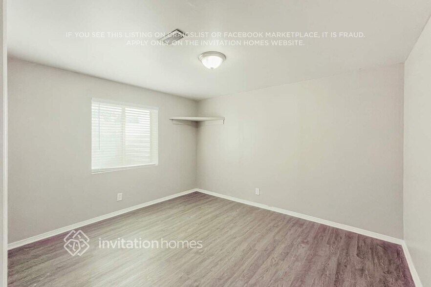 Building Photo - 5965 Brud Dr