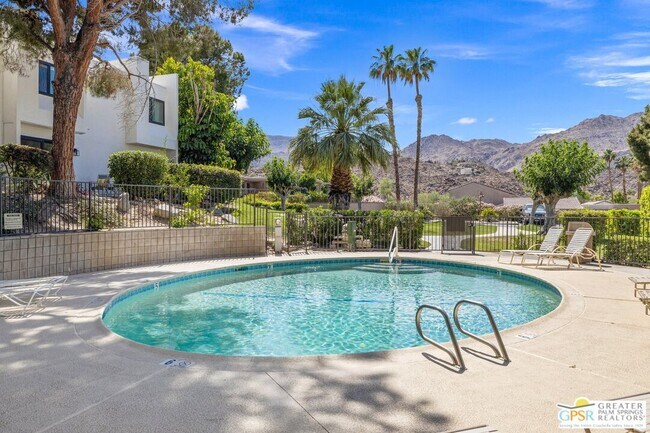 Building Photo - 48756 Desert Flower Dr