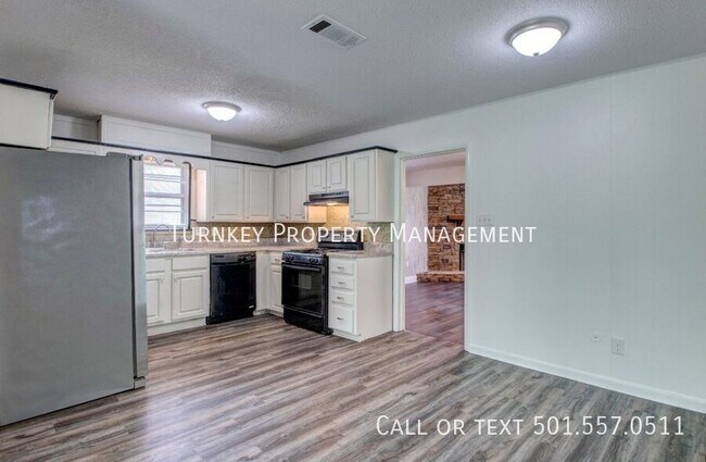 Building Photo - 1301 Stafford Rd