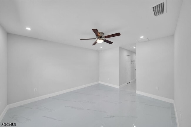 Building Photo - 2001 NW 20th St