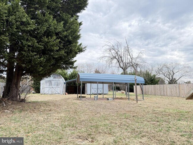 Building Photo - 7629 Huron Dr