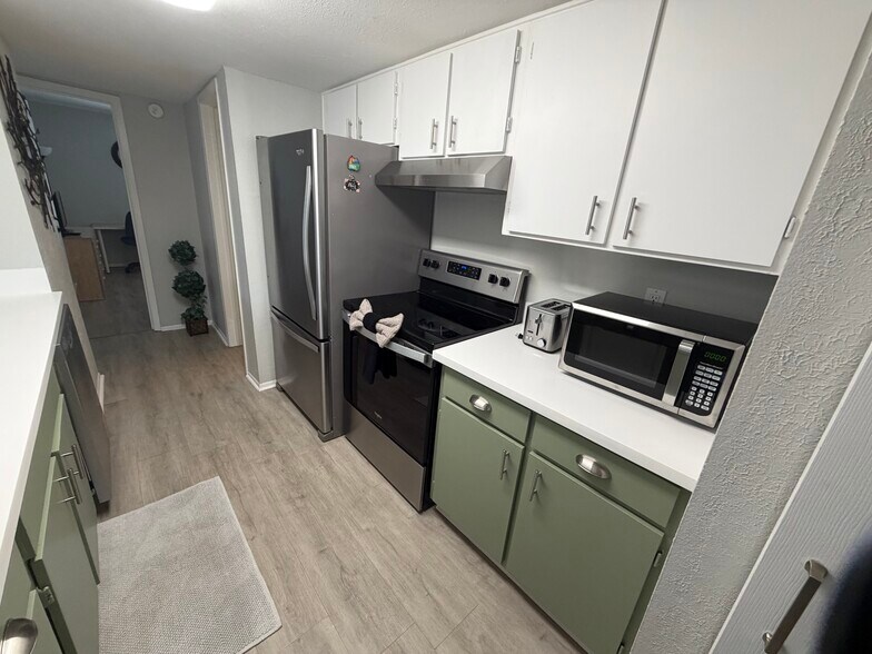 Building Photo - 4190 35th Ter S