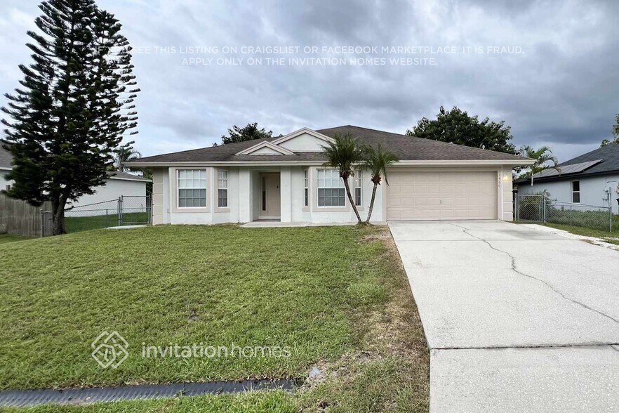 Primary Photo - 1566 SW Fresno Rd