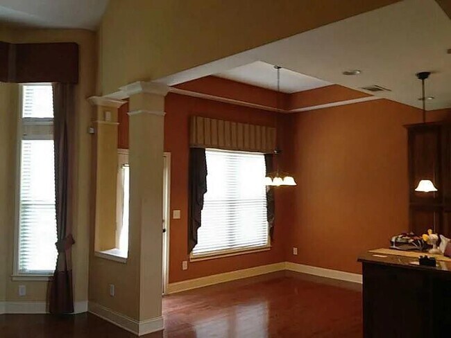 Building Photo - 4225 Brumby Ln