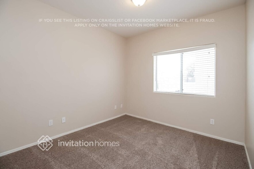 Building Photo - 1007 W Libra Dr