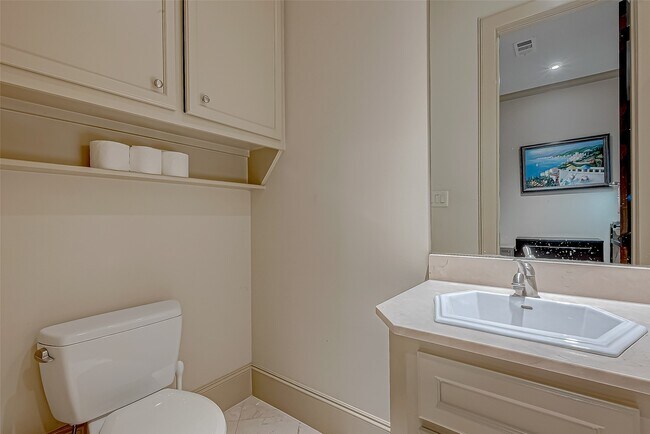 Building Photo - 311 Calle Sevilla Pl