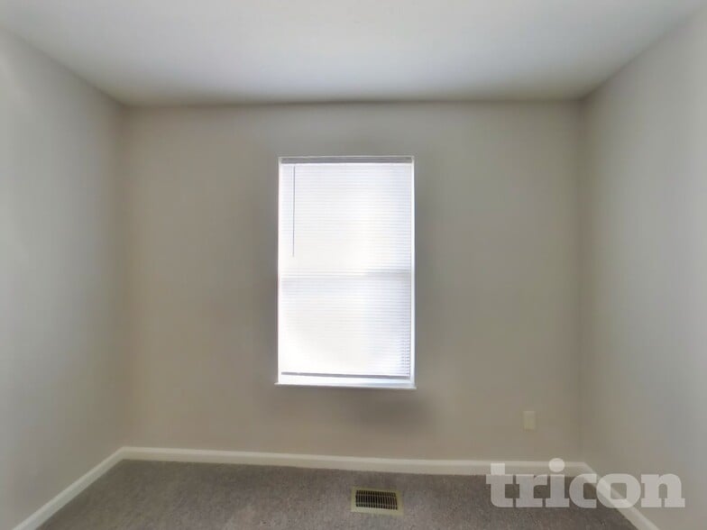 Building Photo - 6028 Hayford Ct