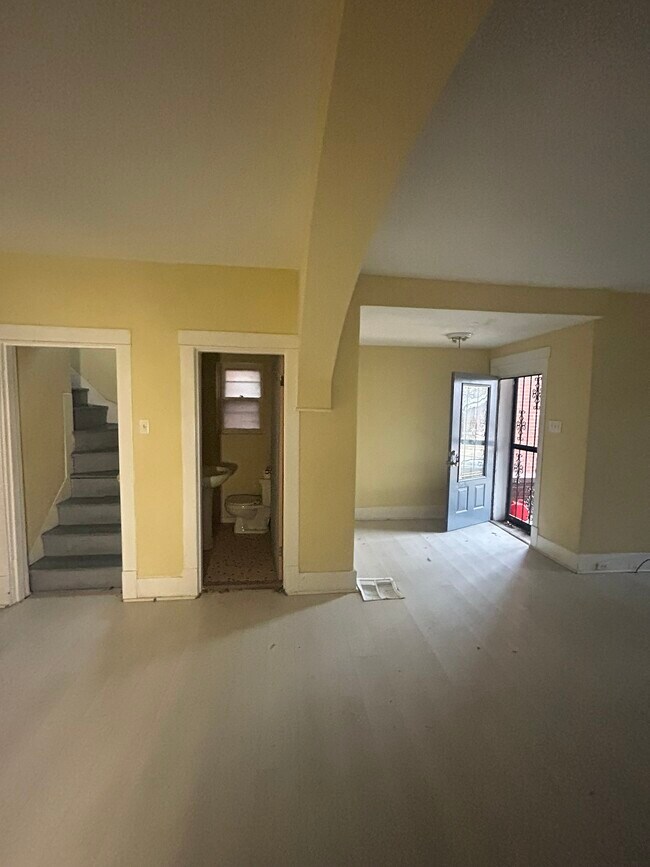 Building Photo - Why Rent when you could Own for less