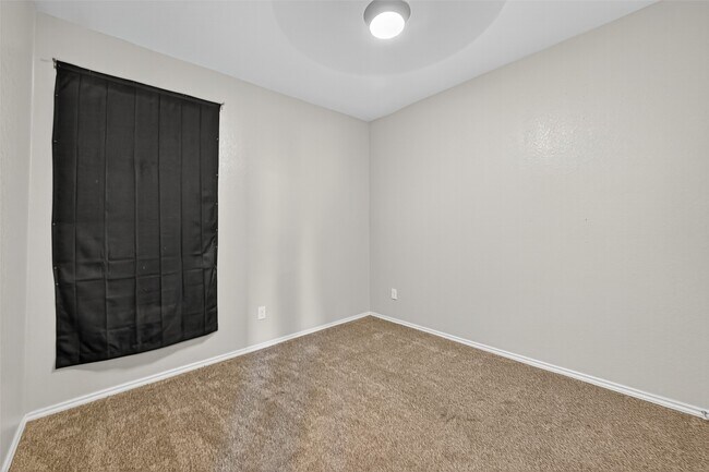 Building Photo - 6023 Briarstone Bay Dr