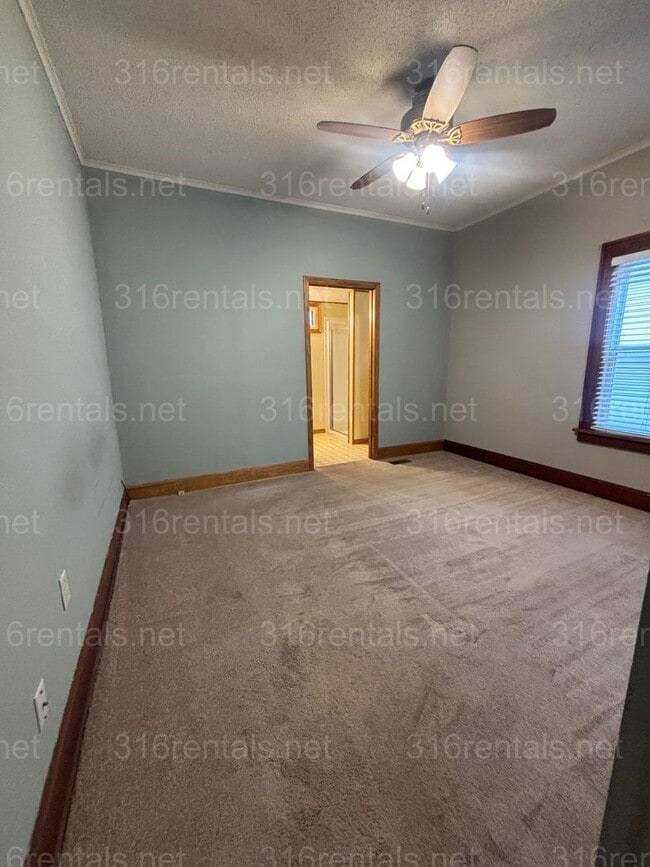 Building Photo - Two bed, Two Bath, fully fenced backyard rental available now!