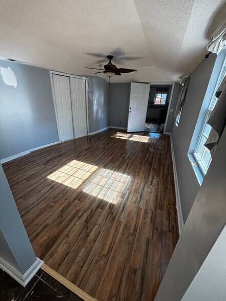 Building Photo - 1226 State Rd S-8-806