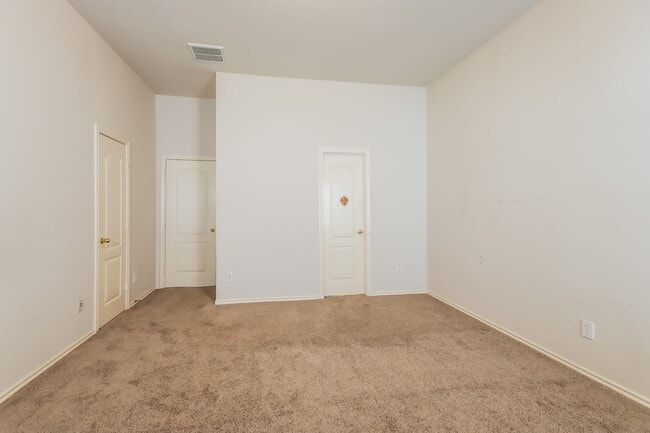 Building Photo - 4522 Marquis Ave