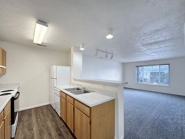 Building Photo - Battle Creek 1 Bedroom / 1 Bath Apartment – Available Now!