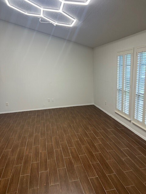 Building Photo - 8606 Carriage Creek Dr